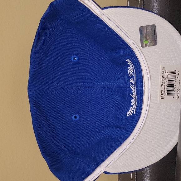 Throwback Colts fitted hat 7 5/8 Mitchell and Ness - Picture 3 of 6